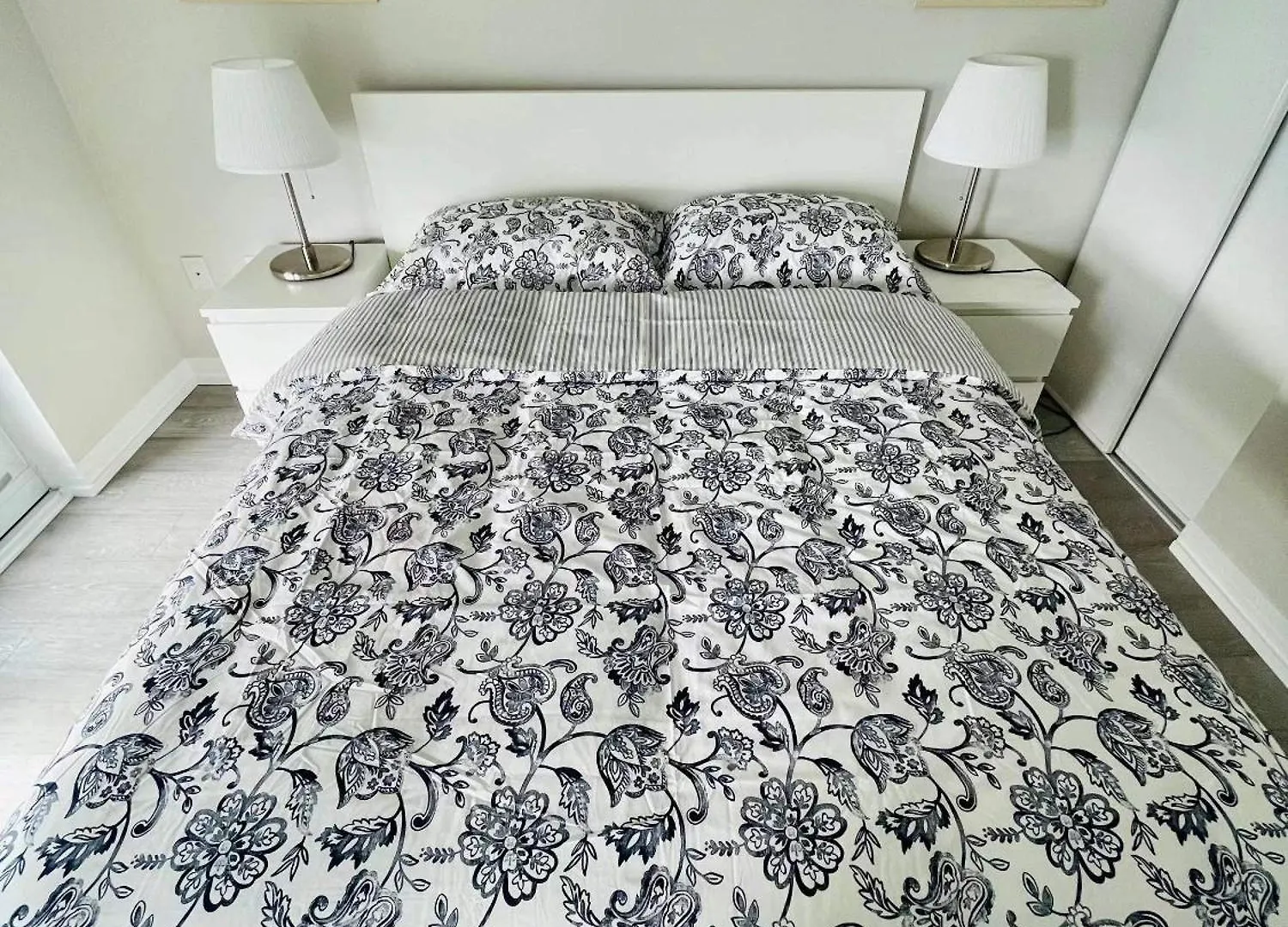 Apartment Stunning Suite In Heart Of Downtown Toronto J1