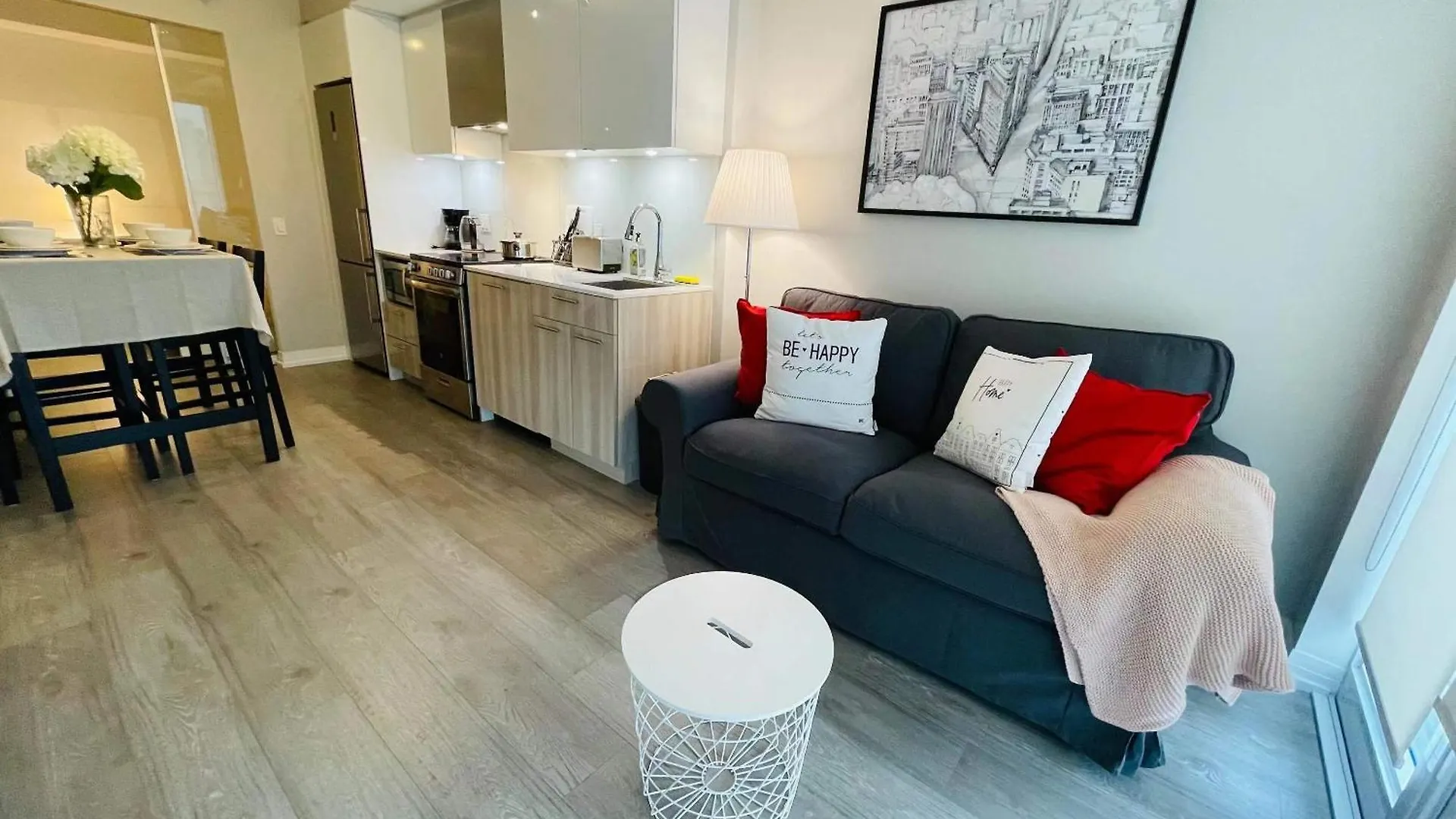 Apartment Stunning Suite In Heart Of Downtown Toronto J1
